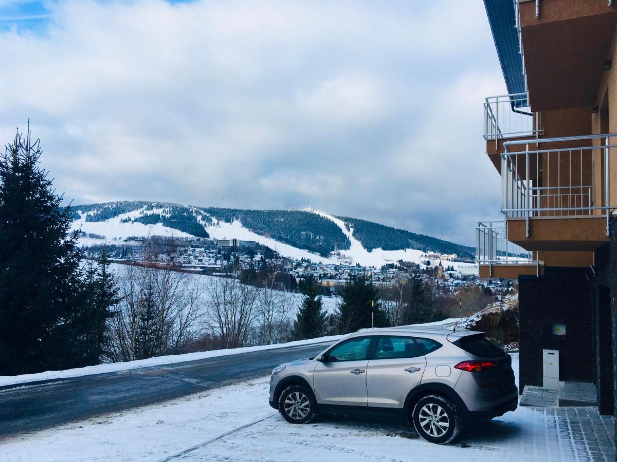 Apartmany Na Vyhledech Loučná pod Klínovcem エクステリア 写真